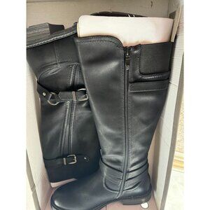 Brand New Gnersis Patrizia by SpringStep Boots – Size 8.5 (39)